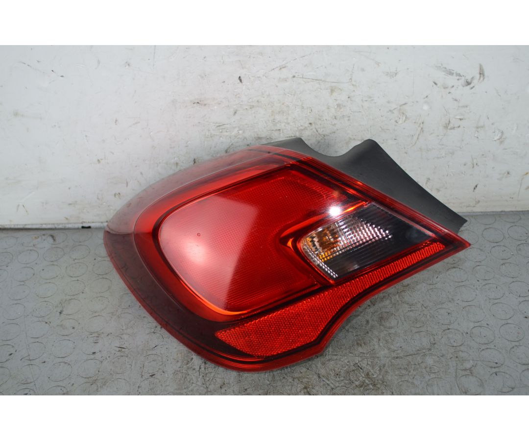 Fanale Stop Posteriore SX Opel Corsa E Dal 2014 al 2019 Cod 39090647  1736324035754