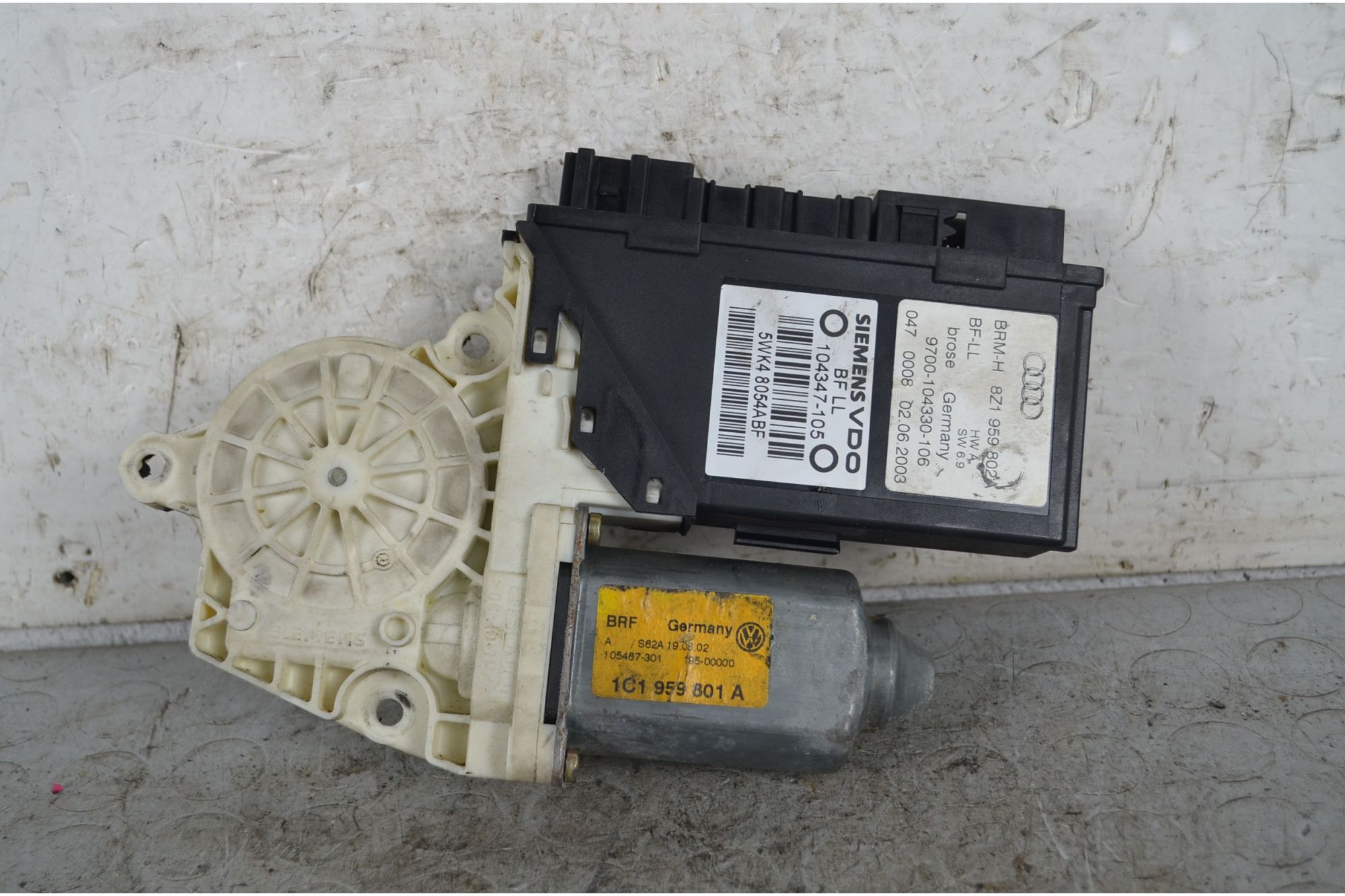 Motorino Alzavetro Anteriore DX Audi A2 Dal 2006 al 2012 Cod 8Z1959802A  1737102438149