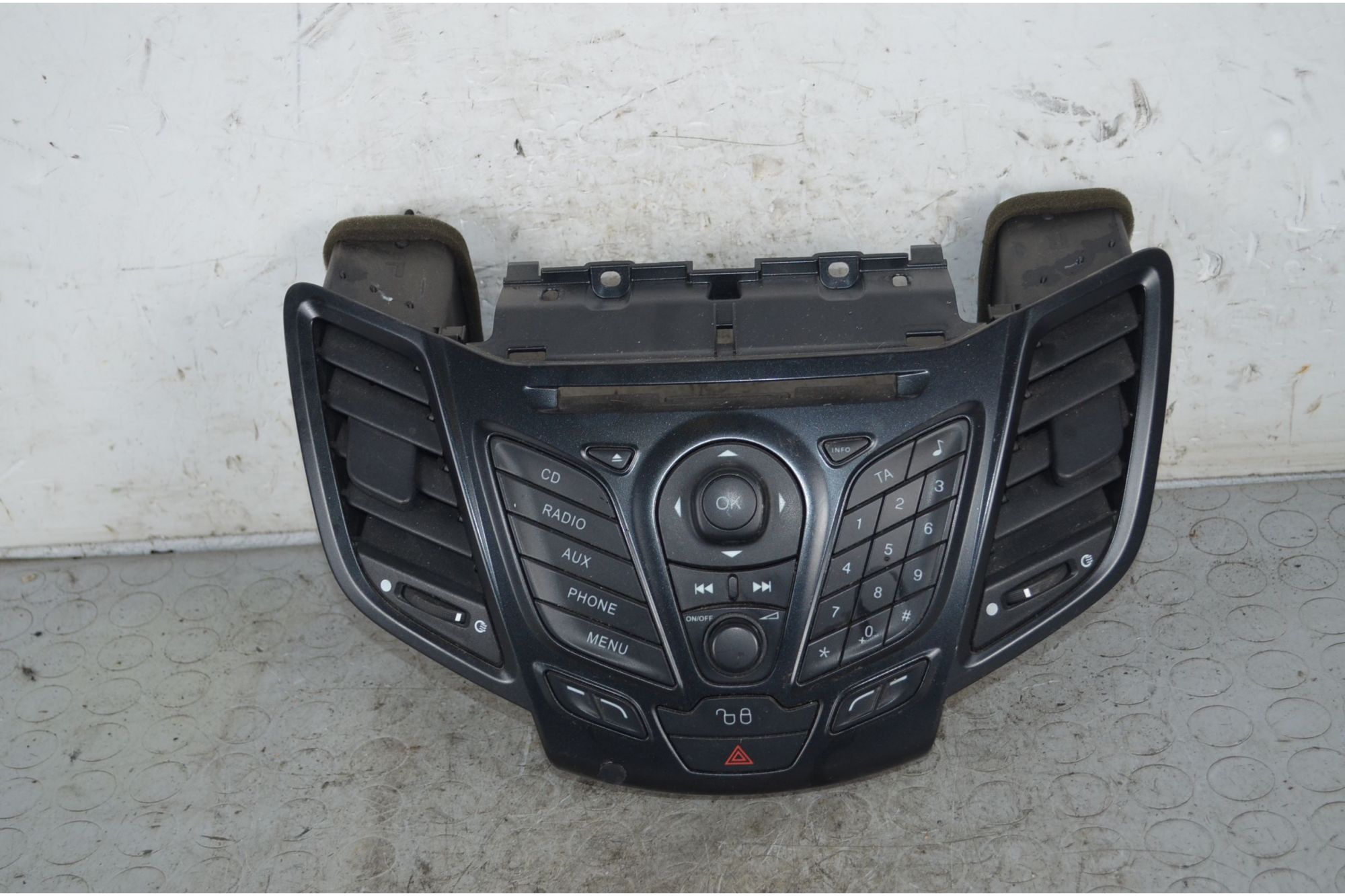 Tastiera comando autoradio Ford Fiesta VI Dal 2008 al 2013 Cod 8A6T18K811BD  1737127162128