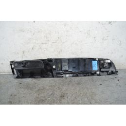 Pulsantiera Alzacristalli Anteriore SX Suzuki Swift Dal 2017 in poi Cod 83725-52R30  1737712918437