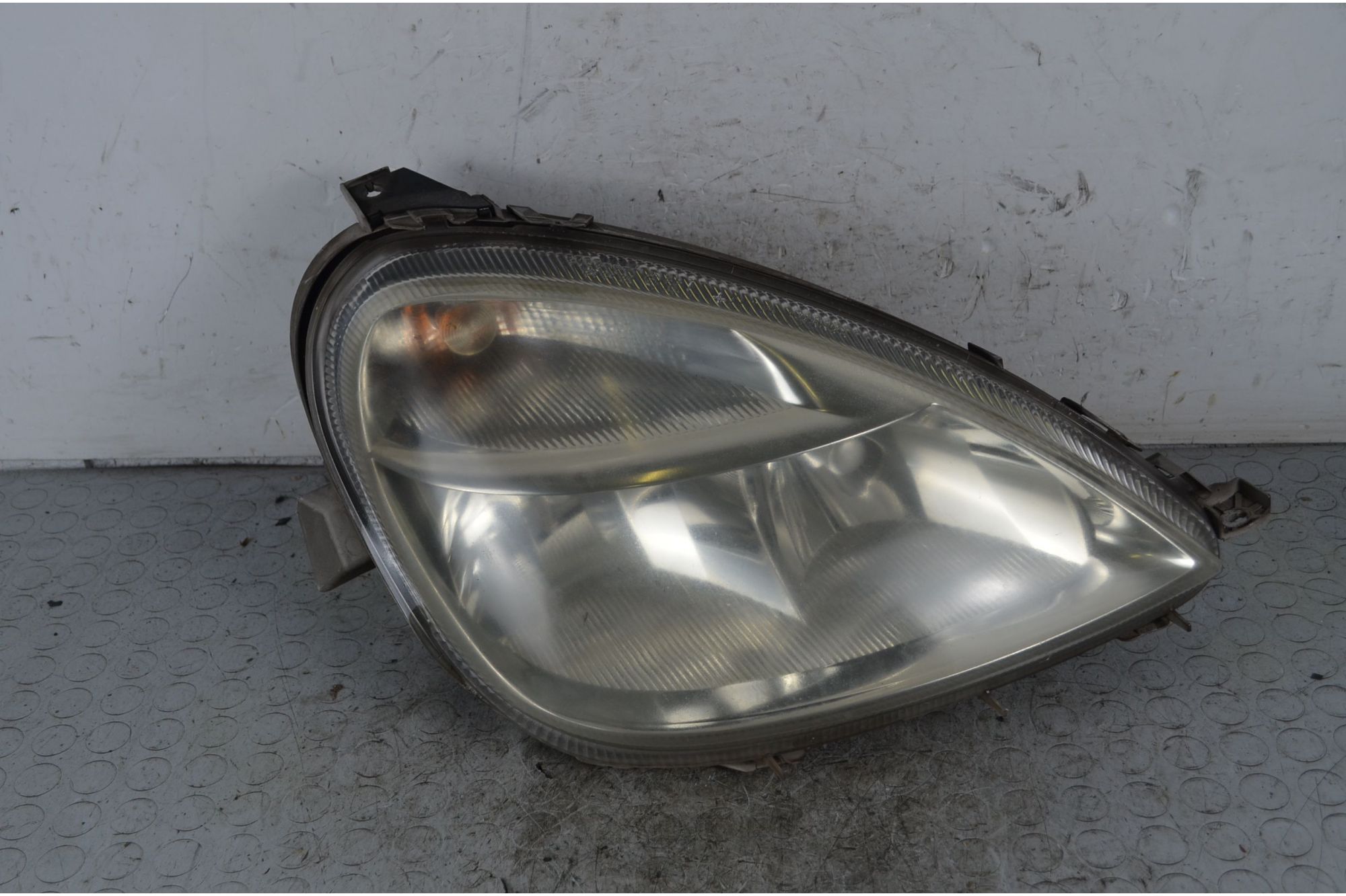 Faro Anteriore DX Mercedes Classe A W168  Dal 1997 al 2004 Cod A1688201861  1737967970921