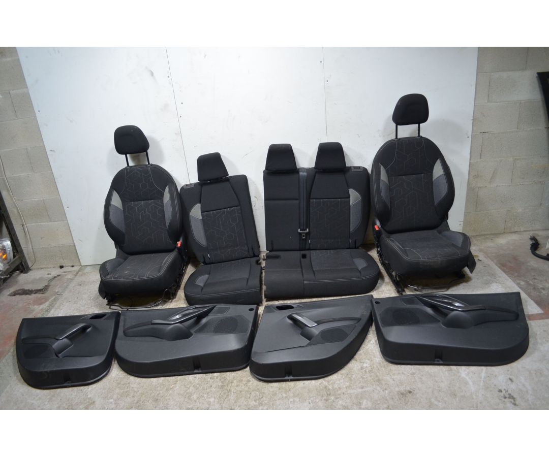 Tappezzeria Completa + Pannelli Portiere Peugeot 2008 Dal 2013 al 2019 Cod 16100846ZD  1739779211353