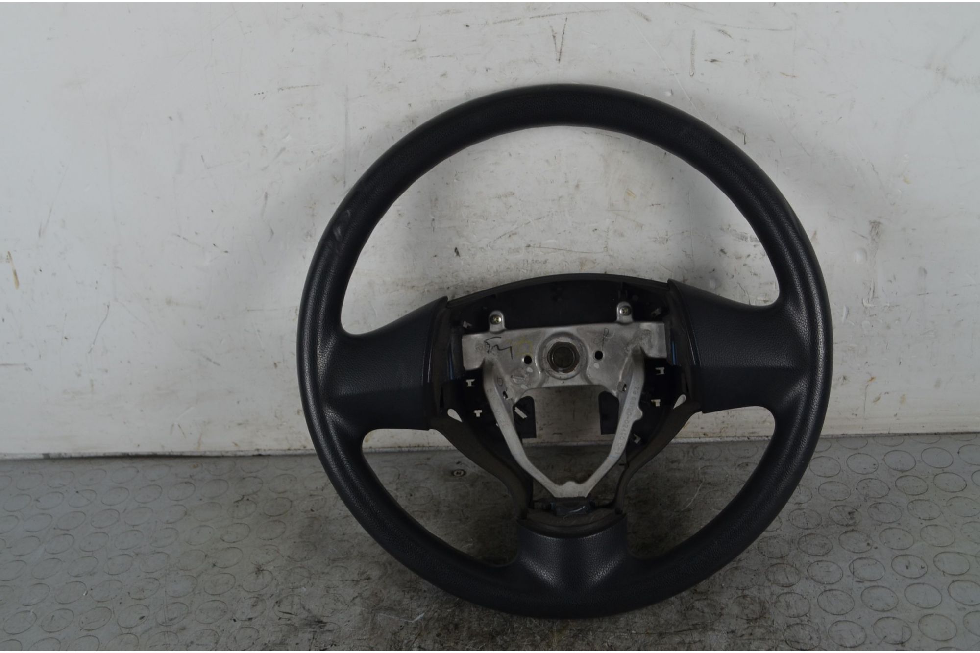 Volante Mitsubishi Lancer Dal 2007 al 2011 Cod GS120-02490  1739872072929