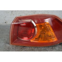 Fanale stop posteriore esterno DX Mitsubishi Lancer Dal 2007 al 2011 Cod 8330A624  1739895196923