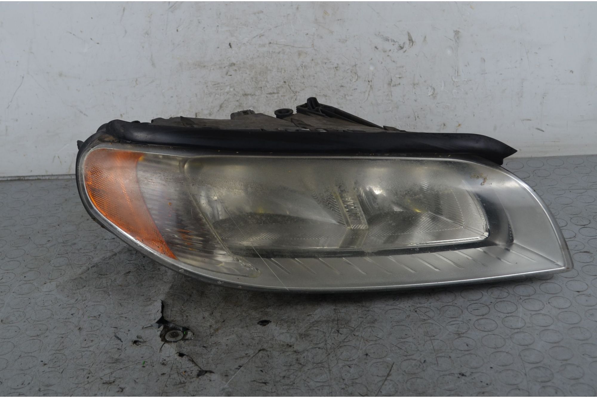 Faro Anteriore DX Volvo V70 Dal 2007 al 2016 Cod 31214352  1739954375856