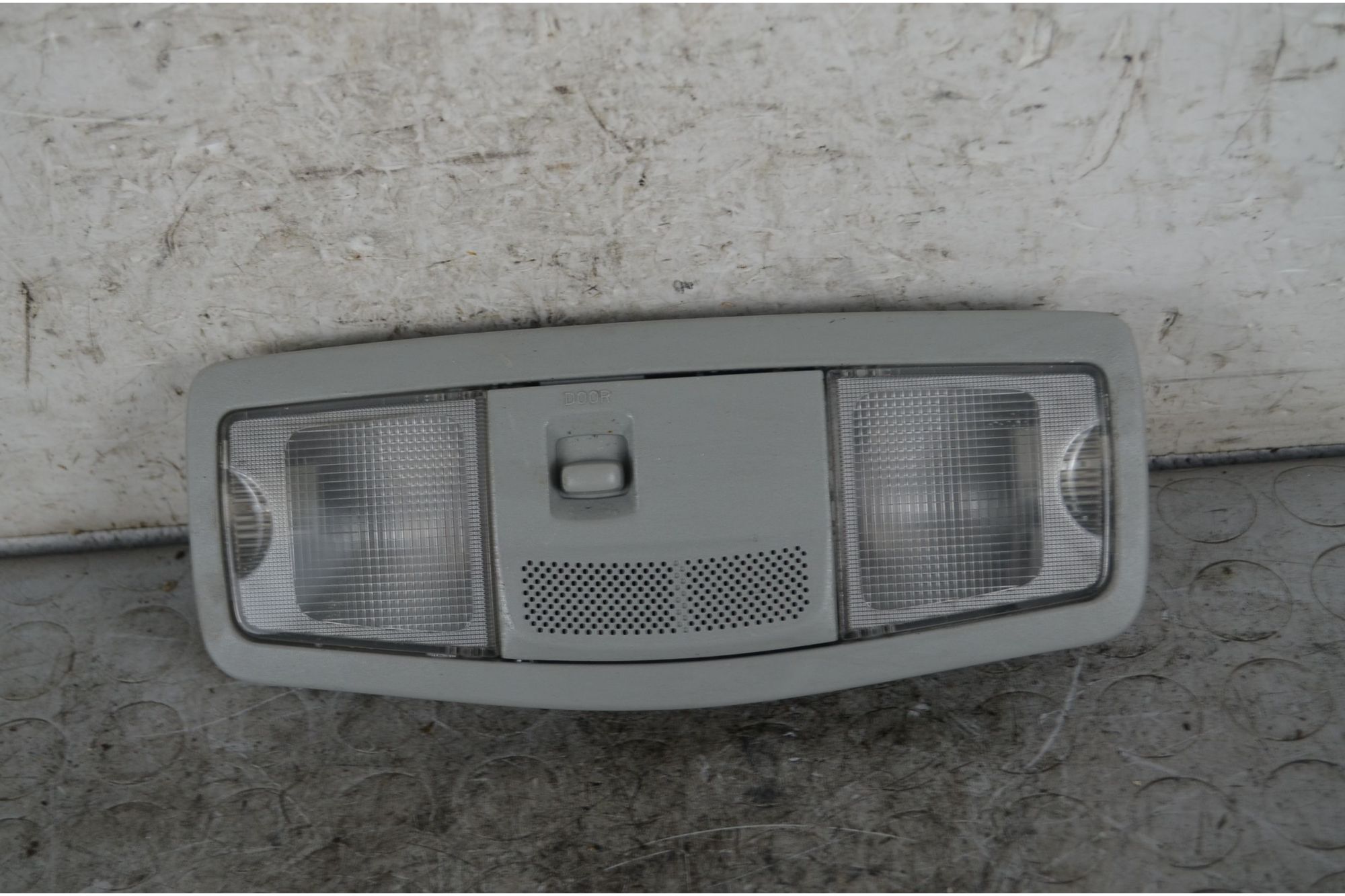 Plafoniera luce interna Mitsubishi Lancer Dal 2007 al 2011 Cod 8401A009ZZ  1740042143486