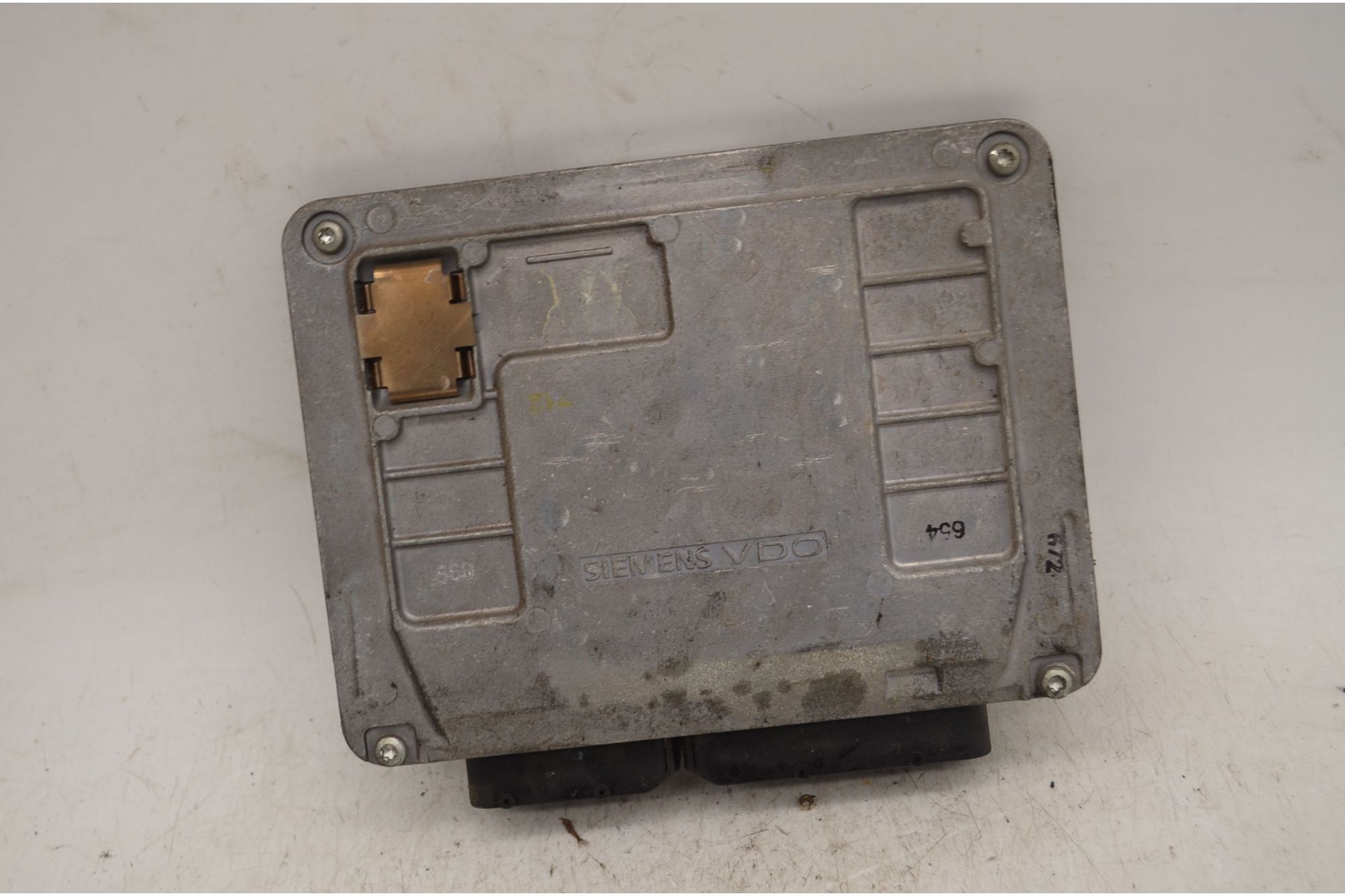 Centralina ECU Volkswagen Polo 9N Dal 2001 al 2009 Cod 03E906033R  1741168602024