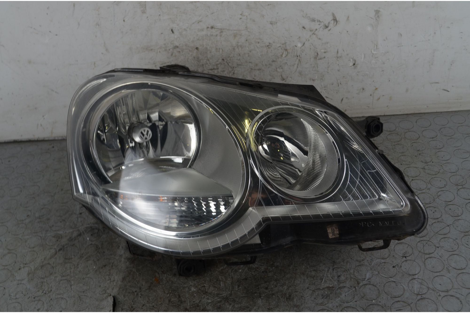 Faro Anteriore DX Volkswagen Polo 9N Dal 2001 al 2009 Cod 6Q1941008AR  1741255004090