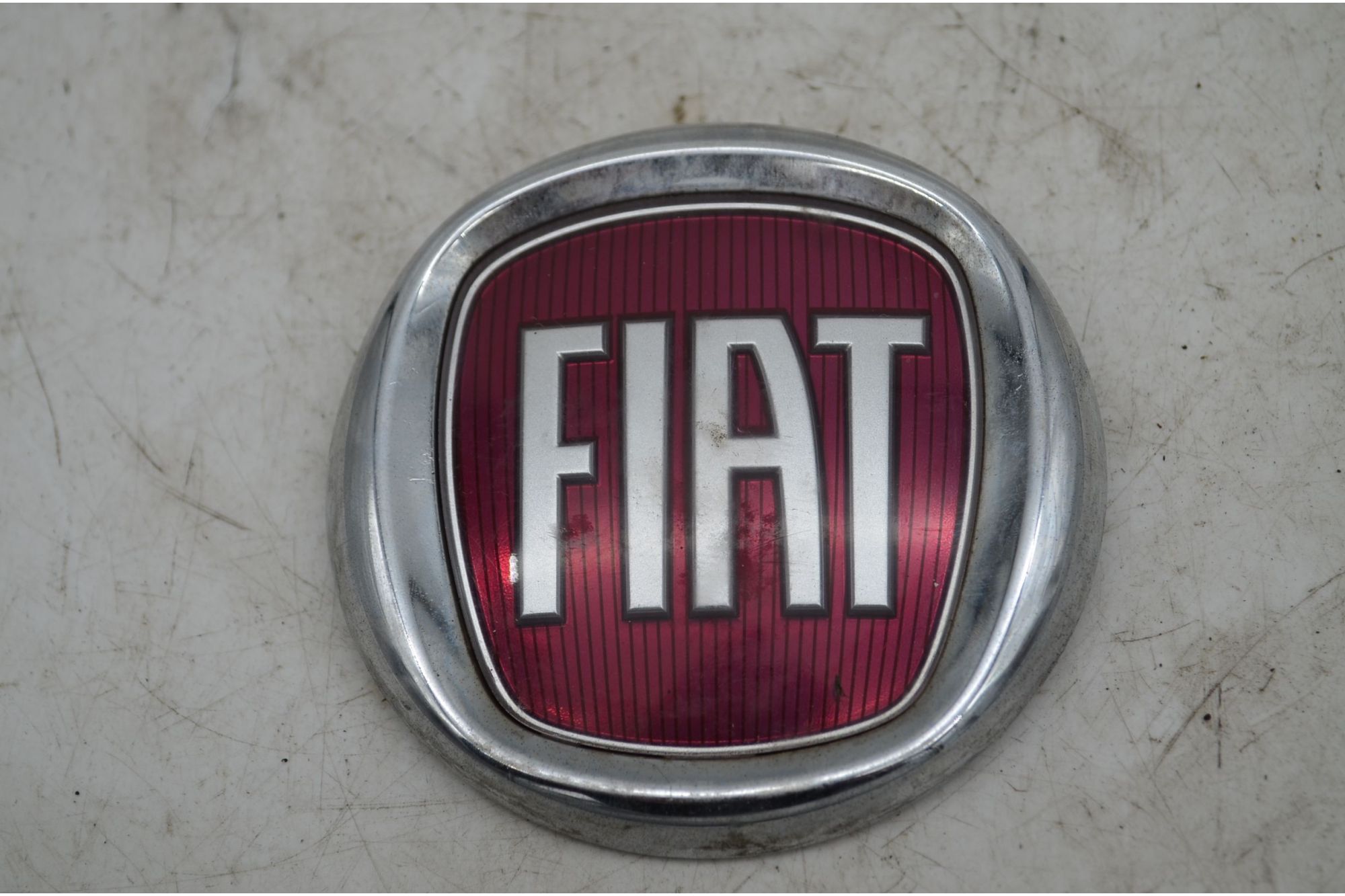 Stemma Logo Fiat 500 Hybrid  Dal 2015 in poi Cod 735565897  1741700295684