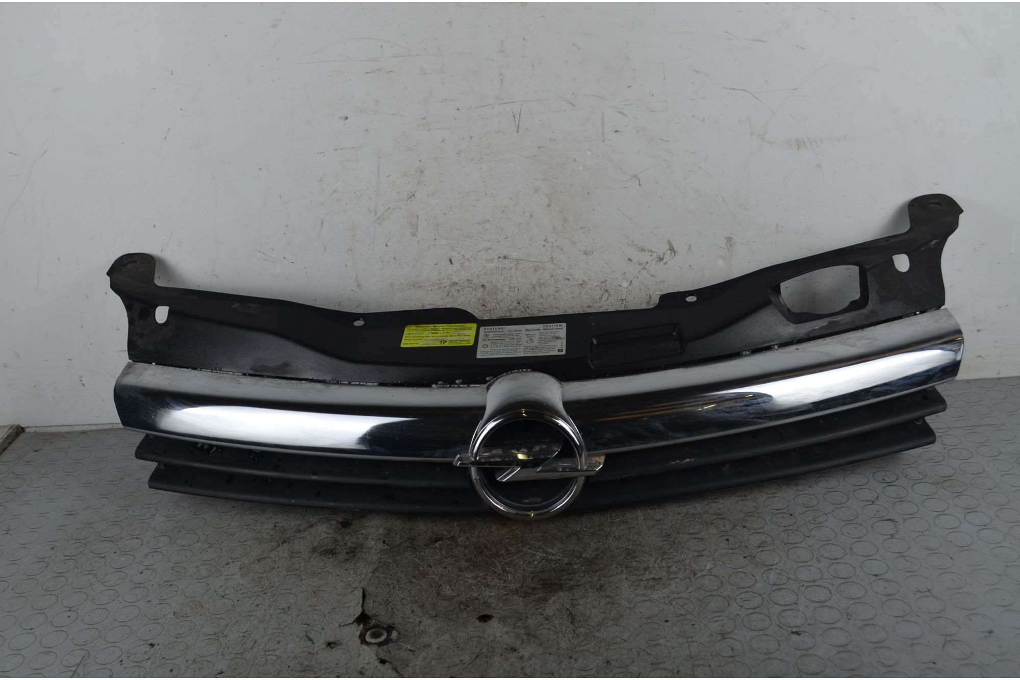 Griglia Anteriore Opel Astra H Dal 2004 al 2011 Cod 461088395  1741938675951