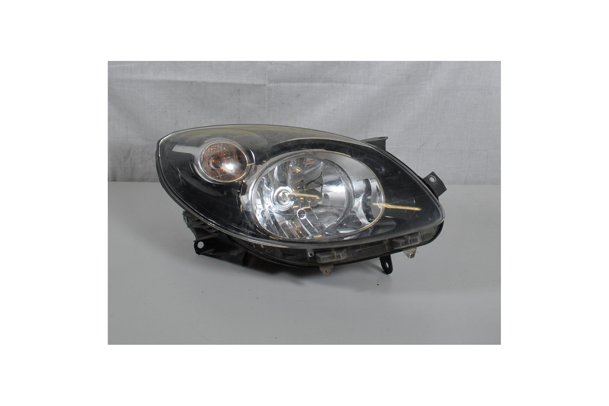 Faro anteriore DX Renault Twingo II dal 2007 al 2011 cod 275128-00RE  1620204499326