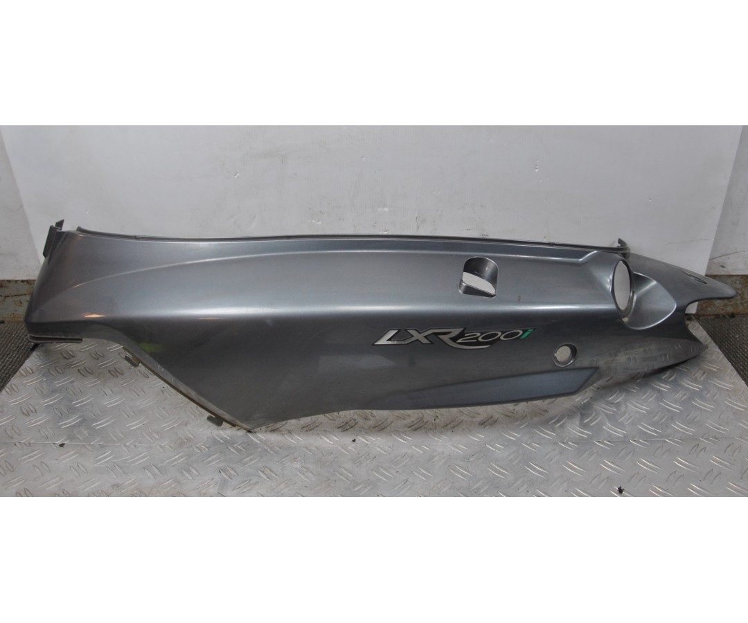 Carena Fianchetto Laterale posteriore Sinistro Sx Peugeot LXR 200 dal 2009 al 2014 cod 83600-HHA-0000  1625840802141