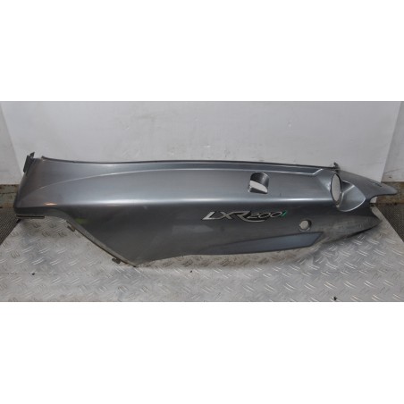 Carena Fianchetto Laterale posteriore Sinistro Sx Peugeot LXR 200 dal 2009 al 2014 cod 83600-HHA-0000  1625840802141