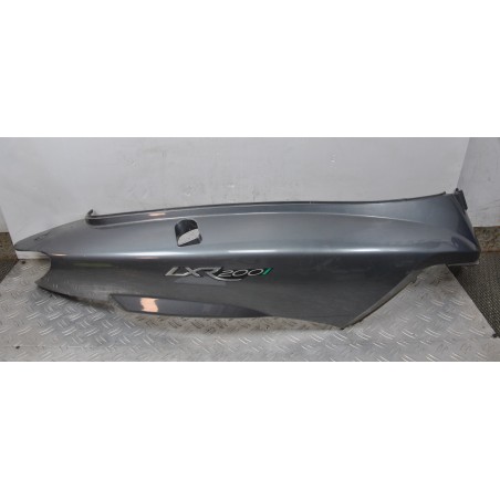 Carena Fianchetto Laterale posteriore Destro Dx Peugeot LXR 200 dal 2009 al 2014 cod 83500-HHA-0000  1625840940911