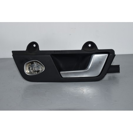 Maniglia Interna Posteriore DX Audi A4 SW dal 2000 al 2004 Cod 8e0839020  1626682776669