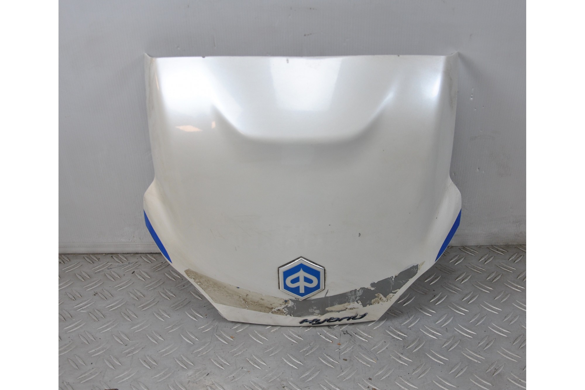 Carena Coperchio Bauletto Bianco Piaggio MP3 125 / 250 / 300 / 400 / 500 dal 2009 al 2016  1626793856892