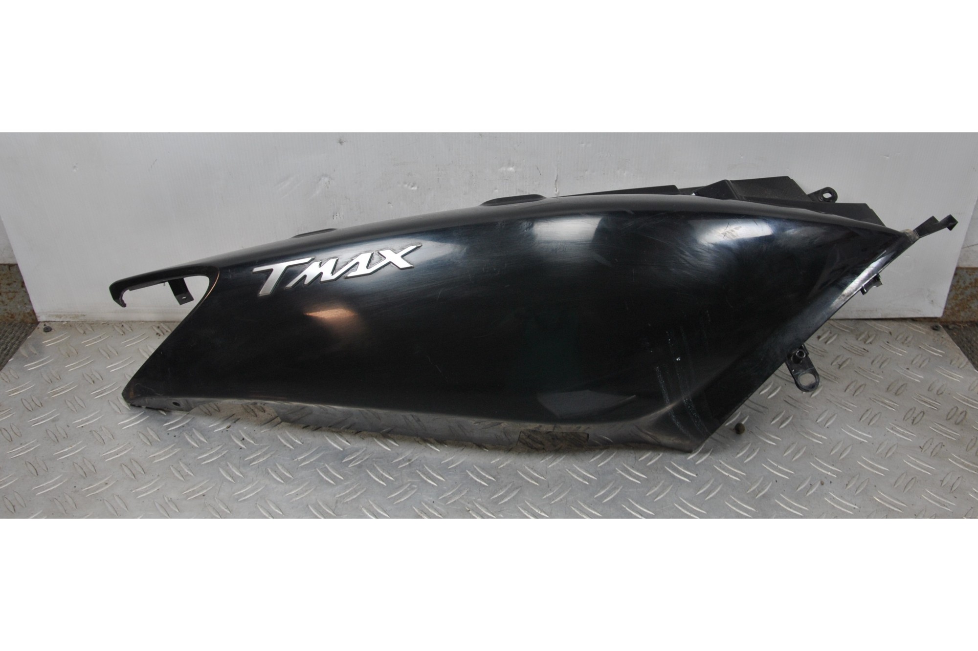 Carena Fianchetto Posteriore Laterale Destro Yamaha Tmax T-Max 500 dal 2004 al 2007 cod 5GJ-21721  1626960452049