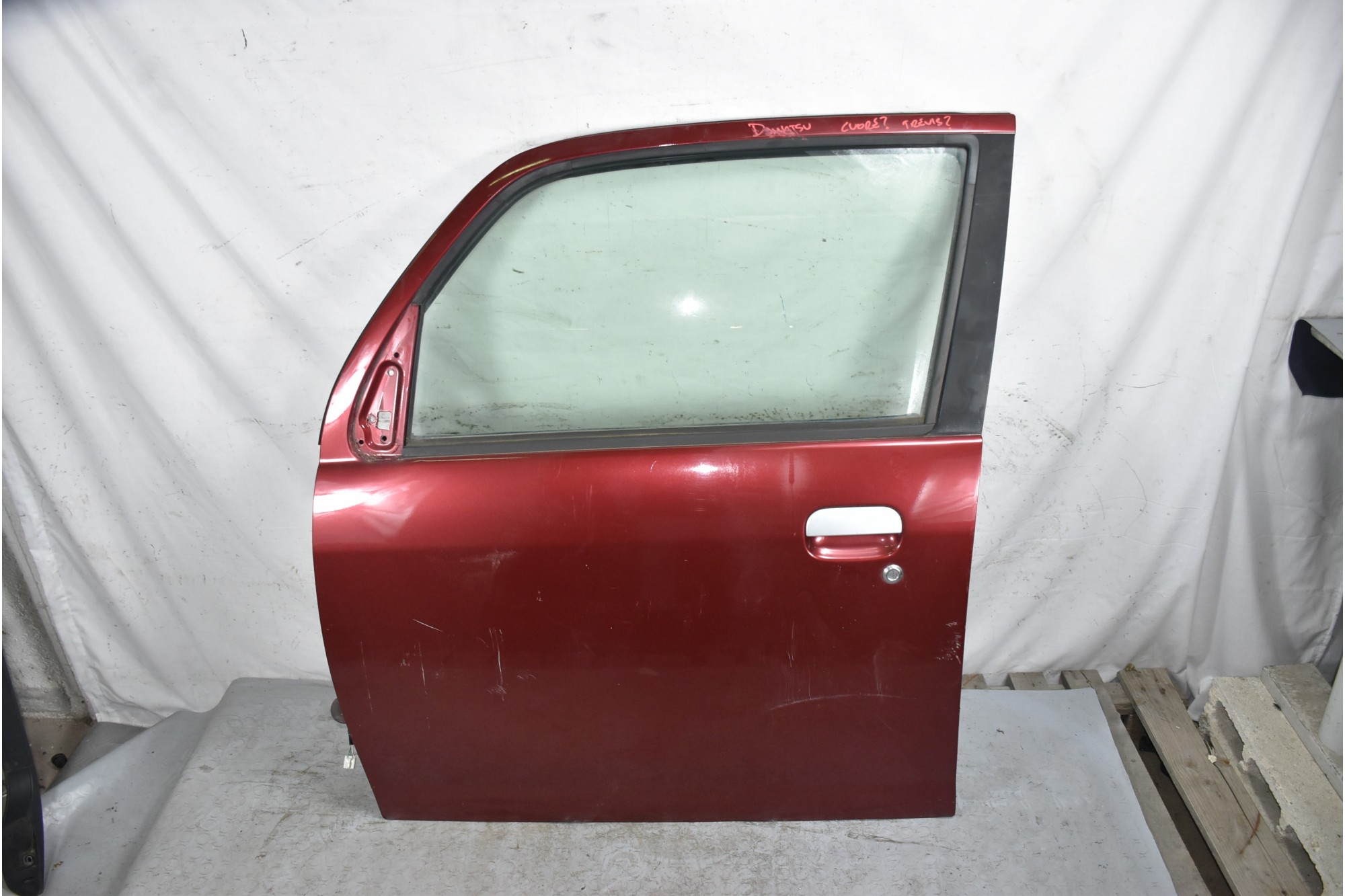 Portiera Sportello Anteriore SX Rosso Daihatsu Trevis dal 2004 al 2010  1633005890926