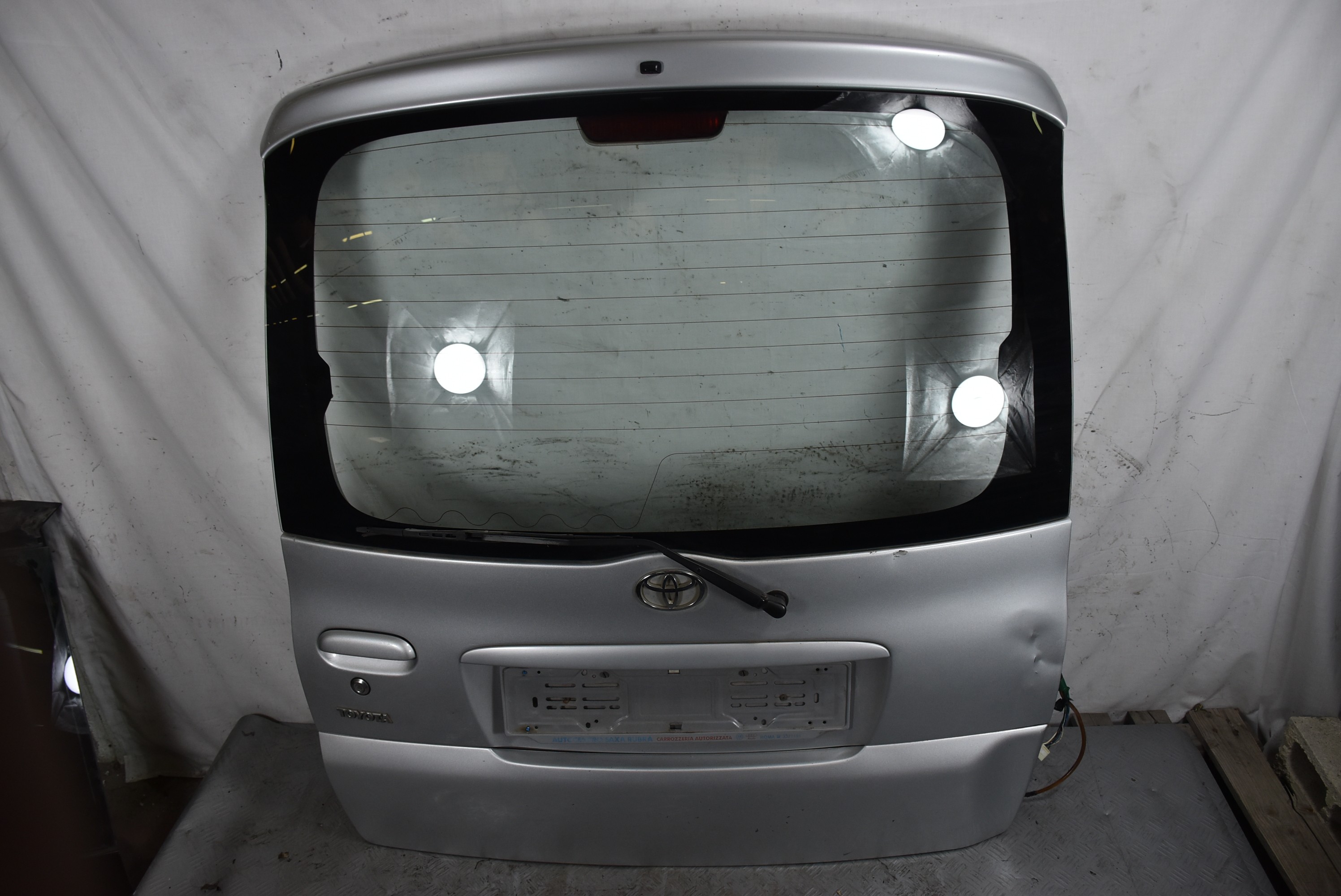 40265-Portellone Bagagliaio Posteriore Grigio Toyota Yaris Verso Dal 2001 Al 200 - Eur 250,00 | Picclick It