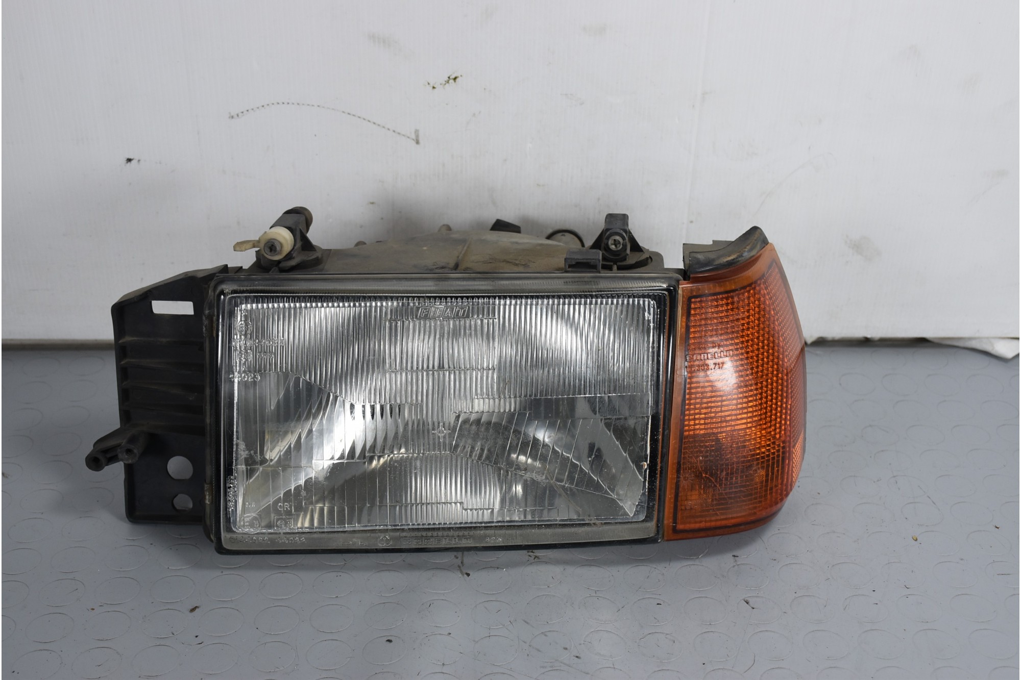 Faro Anteriore SX Fiat Tipo dal 1988 al 1995 Cod 7797605  1634647189904