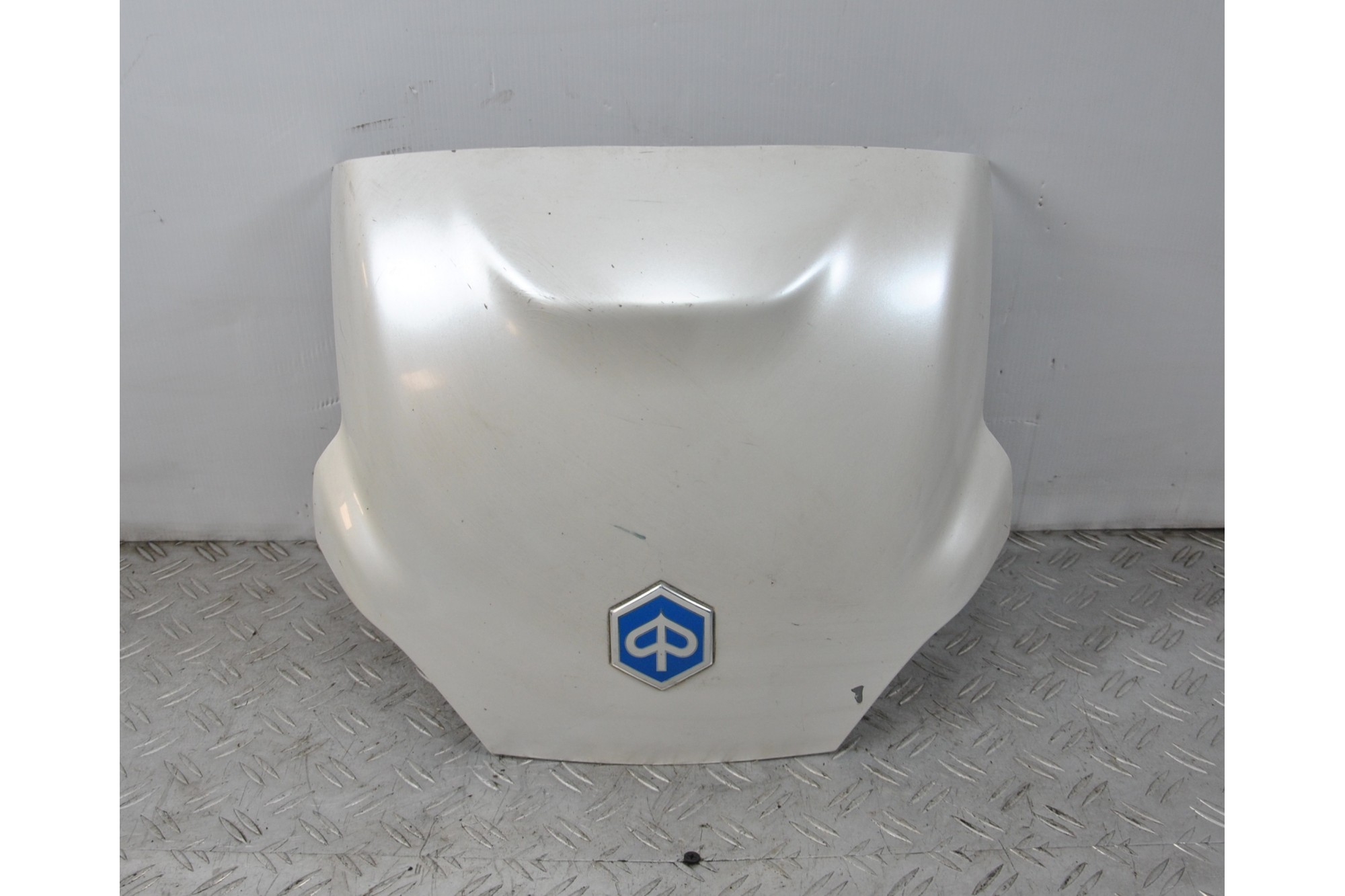 Carena Coperchio Bauletto Bianco Piaggio MP3 125 / 250 / 300 / 400 / 500 dal 2009 al 2016  1636122386075