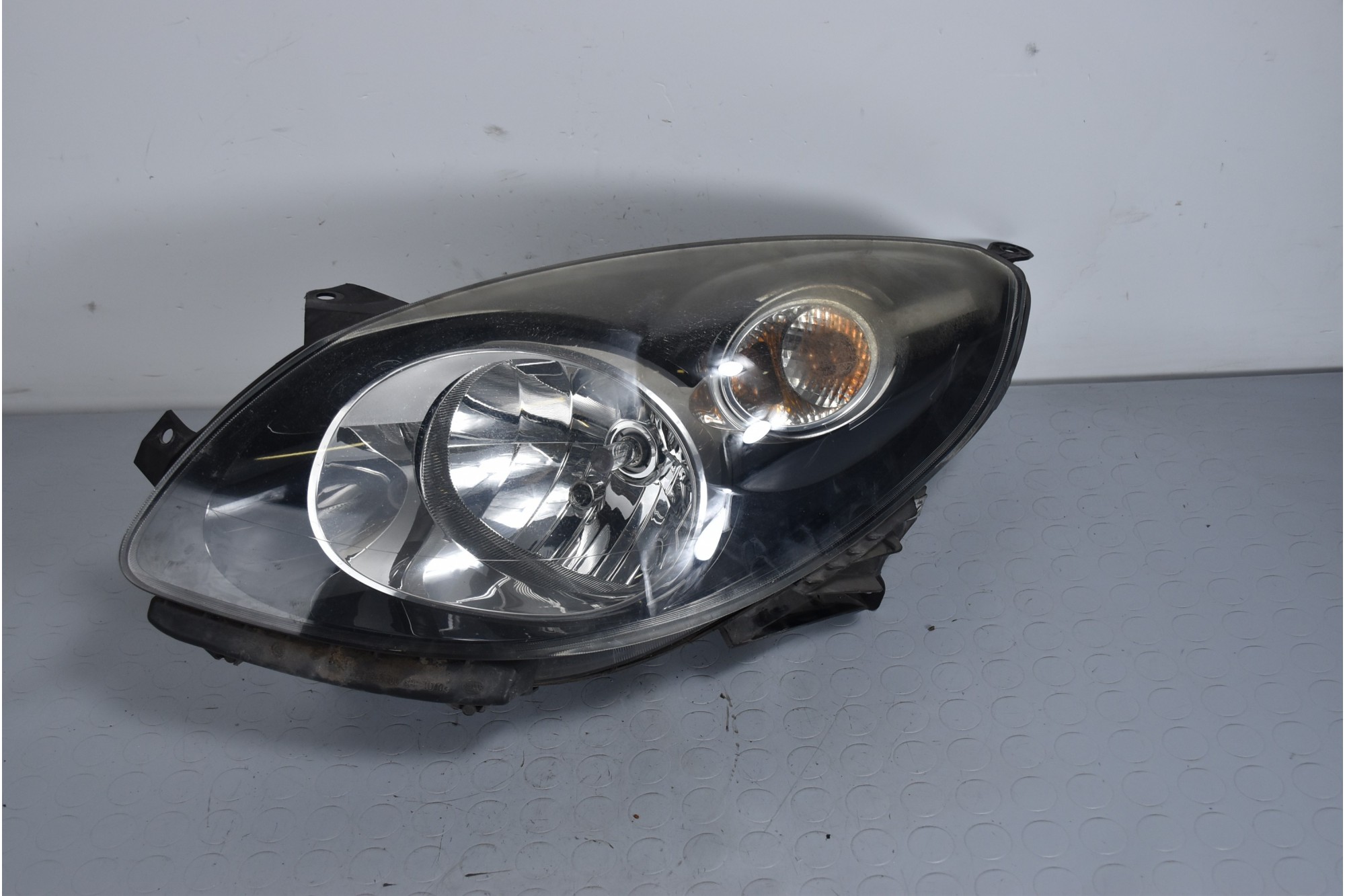 Faro fanale anteriore SX Renault Twingo II Dal 2007 al 2011 Cod 271527-00LI  1637586486981