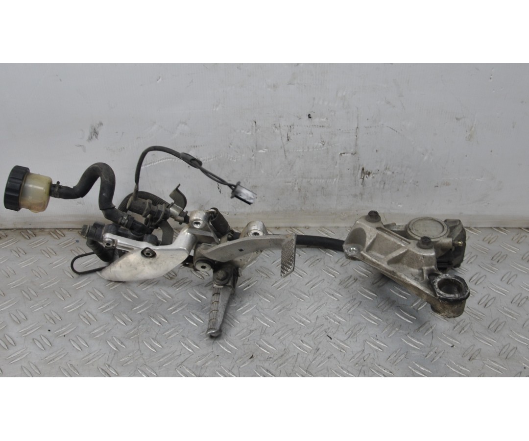 Pedana Freno Destra Posteriore Completa Yamaha YZF 1000r Thunderace Dal 1996 al 2001  1638268779476