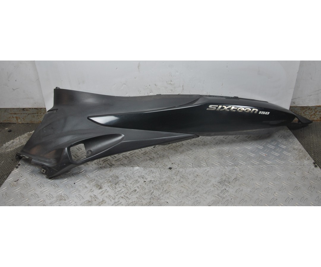 Carena Posteriore Codone Sinistra Suzuki Sixteen 125 / 150 Dal 2007 al 2014  1639059097335