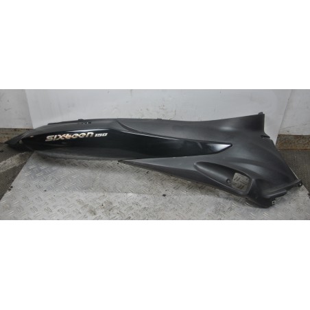 Carena Posteriore Codone Destra Suzuki Sixteen 125 / 150 Dal 2007 al 2014  1639059357538