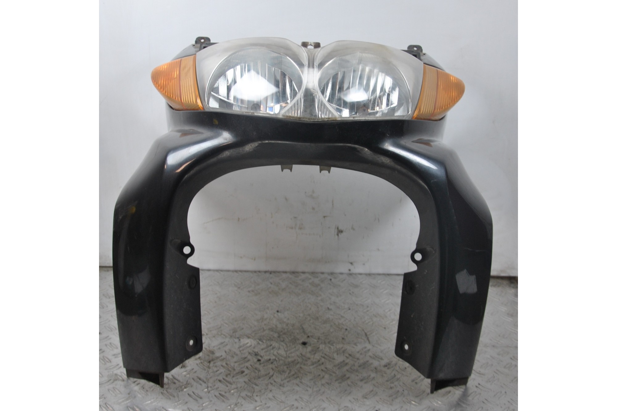 Carena Scudo Anteriore Completo Con Faro Suzuki Burgman K5 400 dal 2004 al 2005  1639132912753