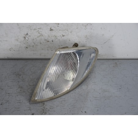 Freccia direzionale anteriore SX Renault Megane I Dal 1995 al 2003 Cod 7700831466  1639491376234