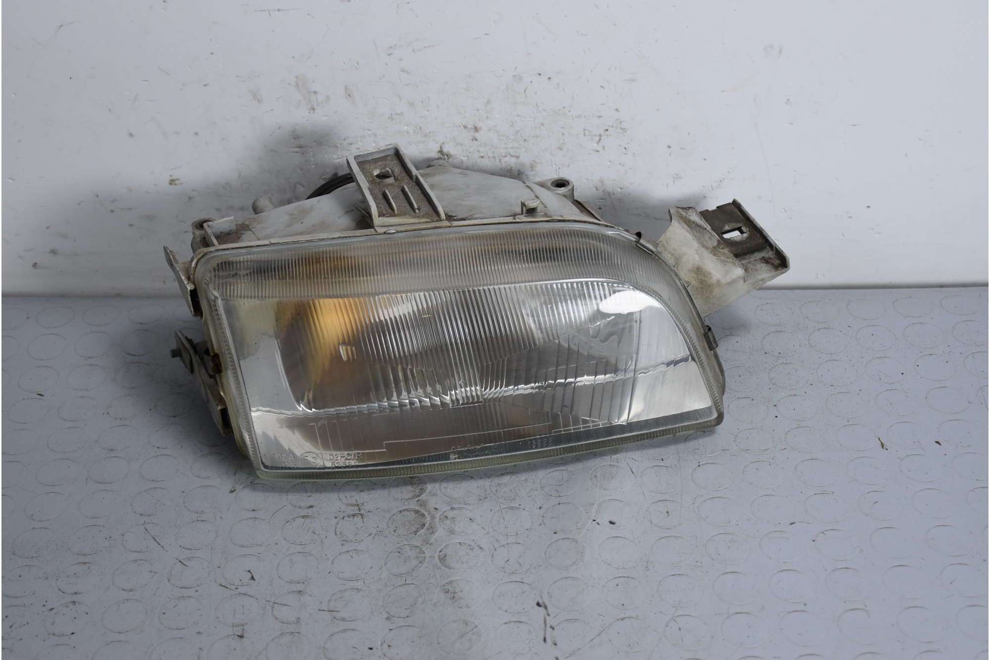 Faro Anteriore DX Fiat Punto dal 1993 al 1999 Cod 46433209  1639582661911