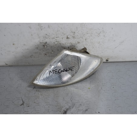 Freccia Direzionale Anteriore SX Renault Megane I dal 1995 al 2003 Cod 7700831466  1640006251953