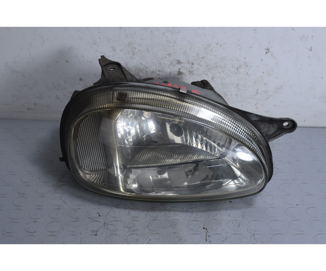 Faro anteriore DX Opel Corsa B Dal 1993 al 2000 Cod 90444787  1640873378739