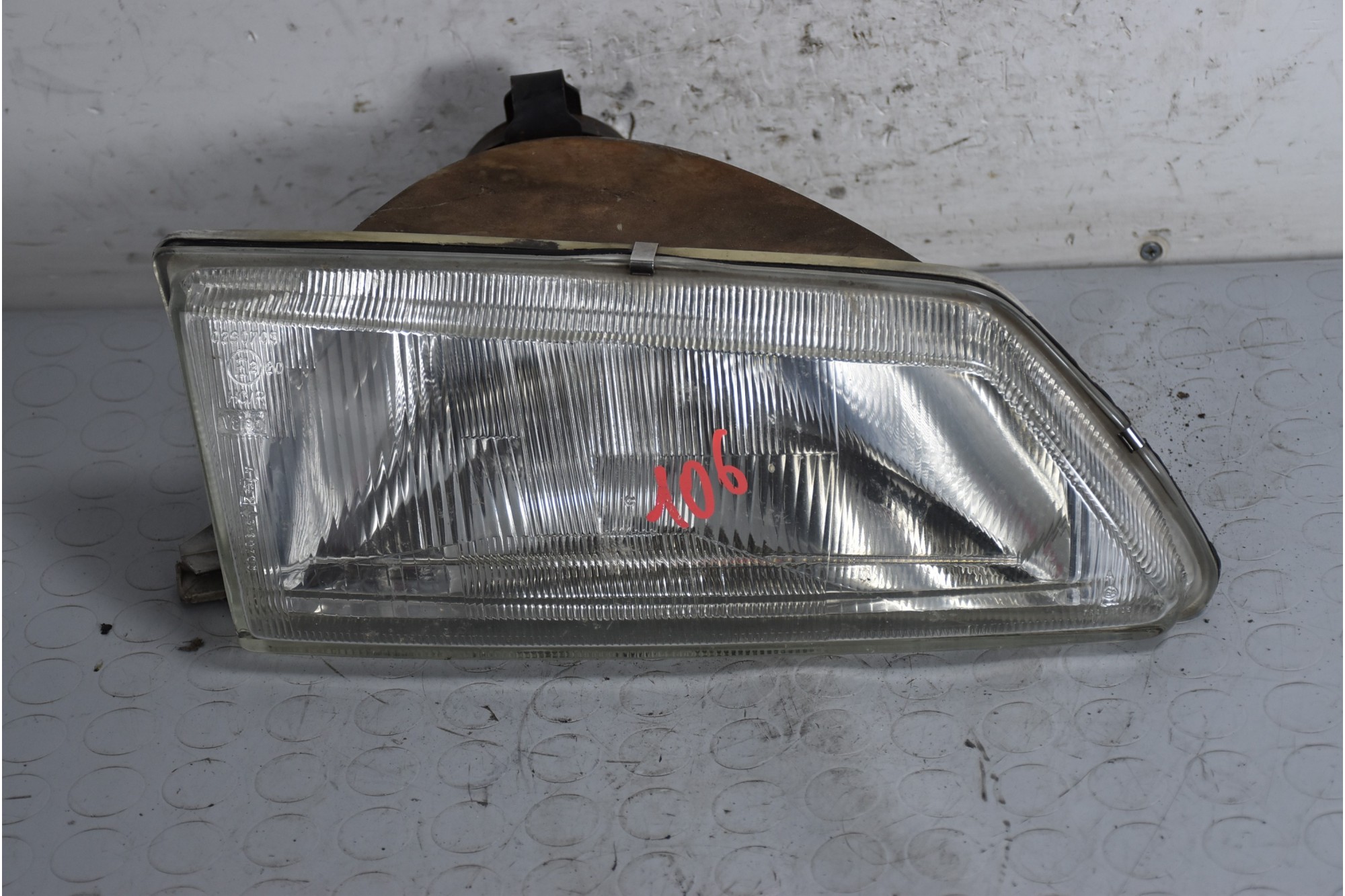 Faro fanale anteriore DX Peugeot 106 Dal 1991 al 1996 Cod 6205C2  1640878171144