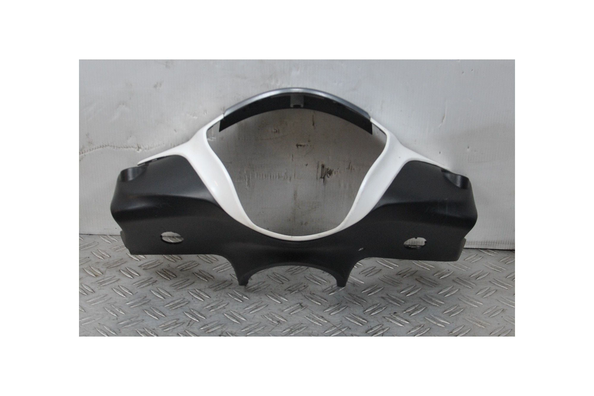 Carena Porta Faro Kymco People One 125 / 150 Dal 2016 al 2018  1641207366910