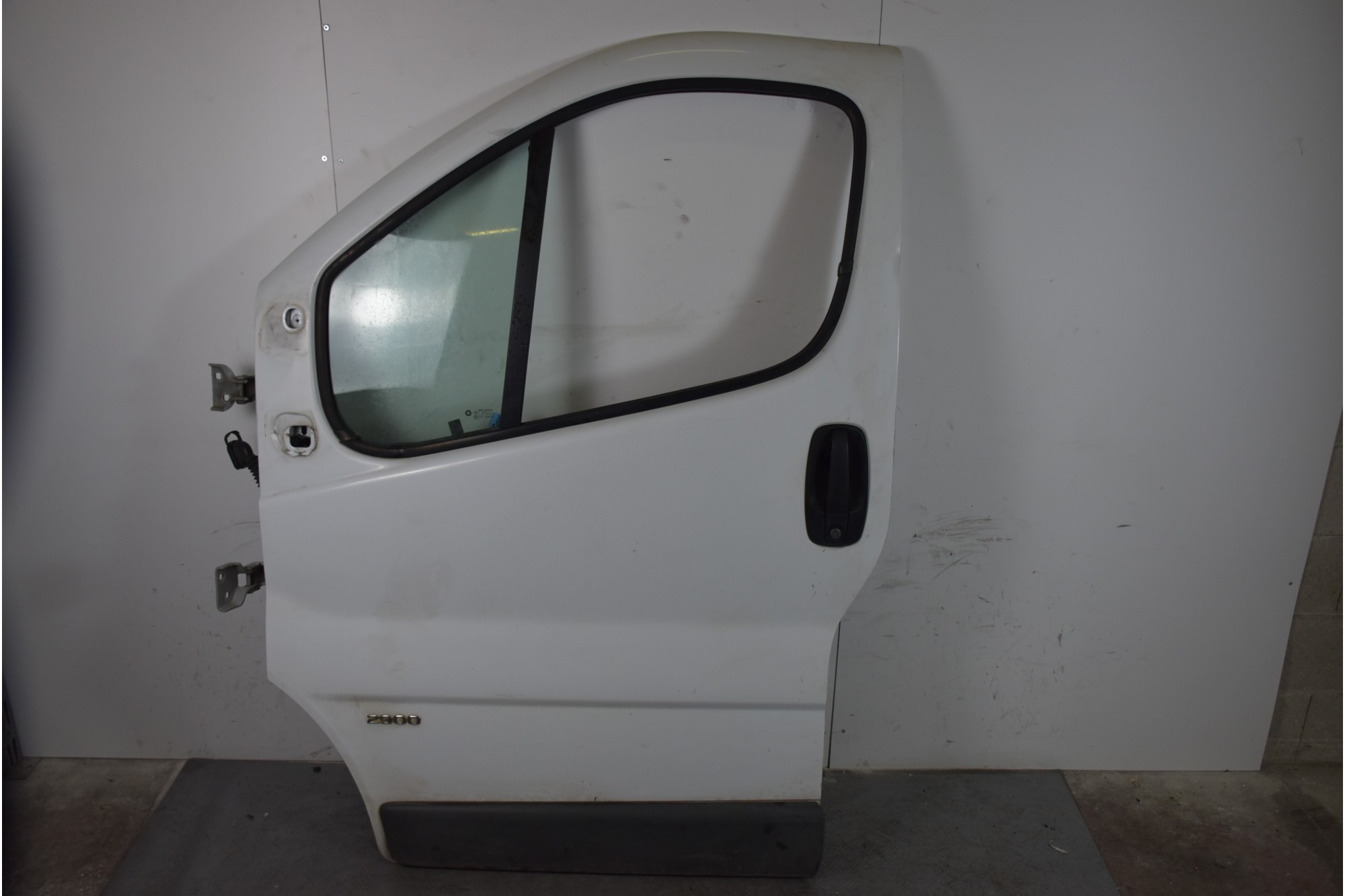 Portiera sportello anteriore SX Opel Vivaro Dal 2001 al 2014 Colore bianco  1641824306160