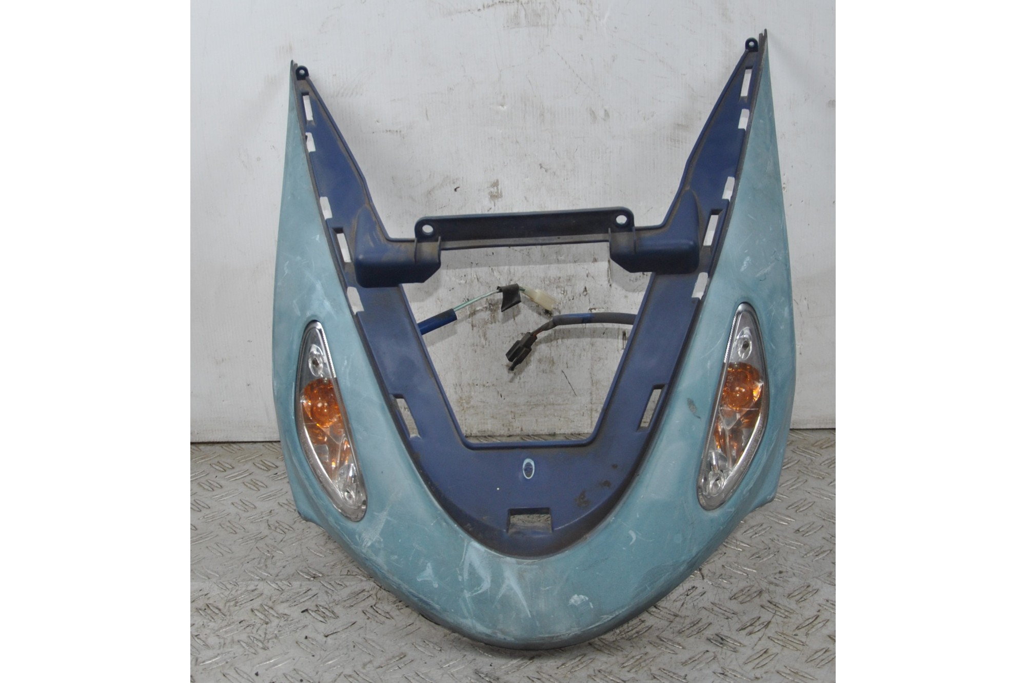 Carena Puntale Anteriore + Frecce Kymco Movie XL 150 Dal 2001 Al 2006  1645441981861