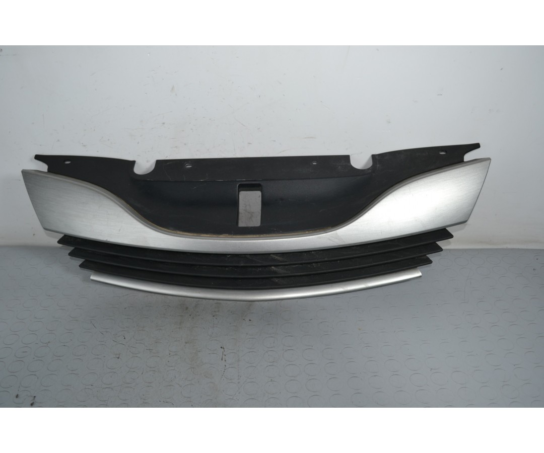 Griglia Anteriore Renault Laguna II dal 2000 al 2005 Cod 8200012581  1646034587149