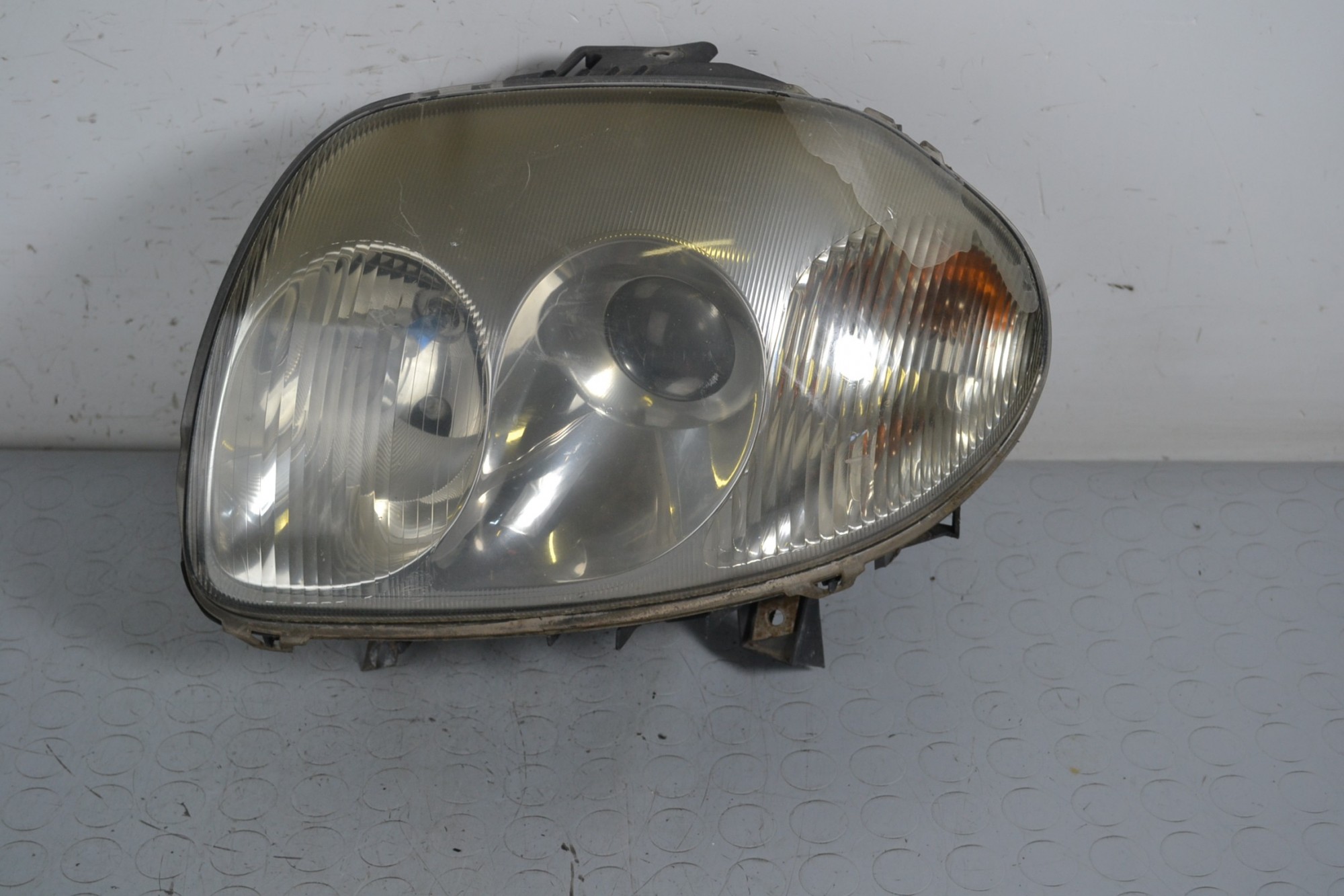 Faro Anteriore SX Renault Clio II dal 1998 al 2001 Cod 147189-02  1646232473923