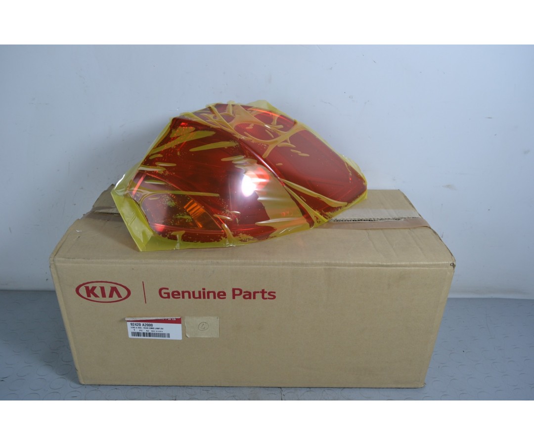 Fanale Stop Posteriore DX Kia Ceed dal 2012 al 2018 Cod 92420a2000  1647936305497