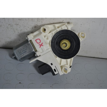 Motorino Alzacristalli Anteriore DX Fiat Freemont dal 2011 al 2015 Cod 0130822472  1648205790617