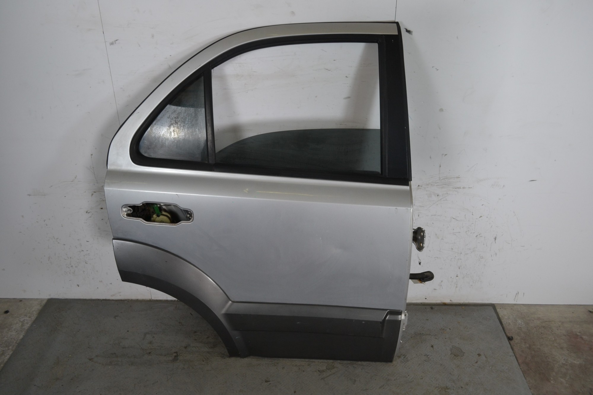 Portiera Sportello Posteriore DX Kia Sorento BL dal 2002 al 2009  1648543185847