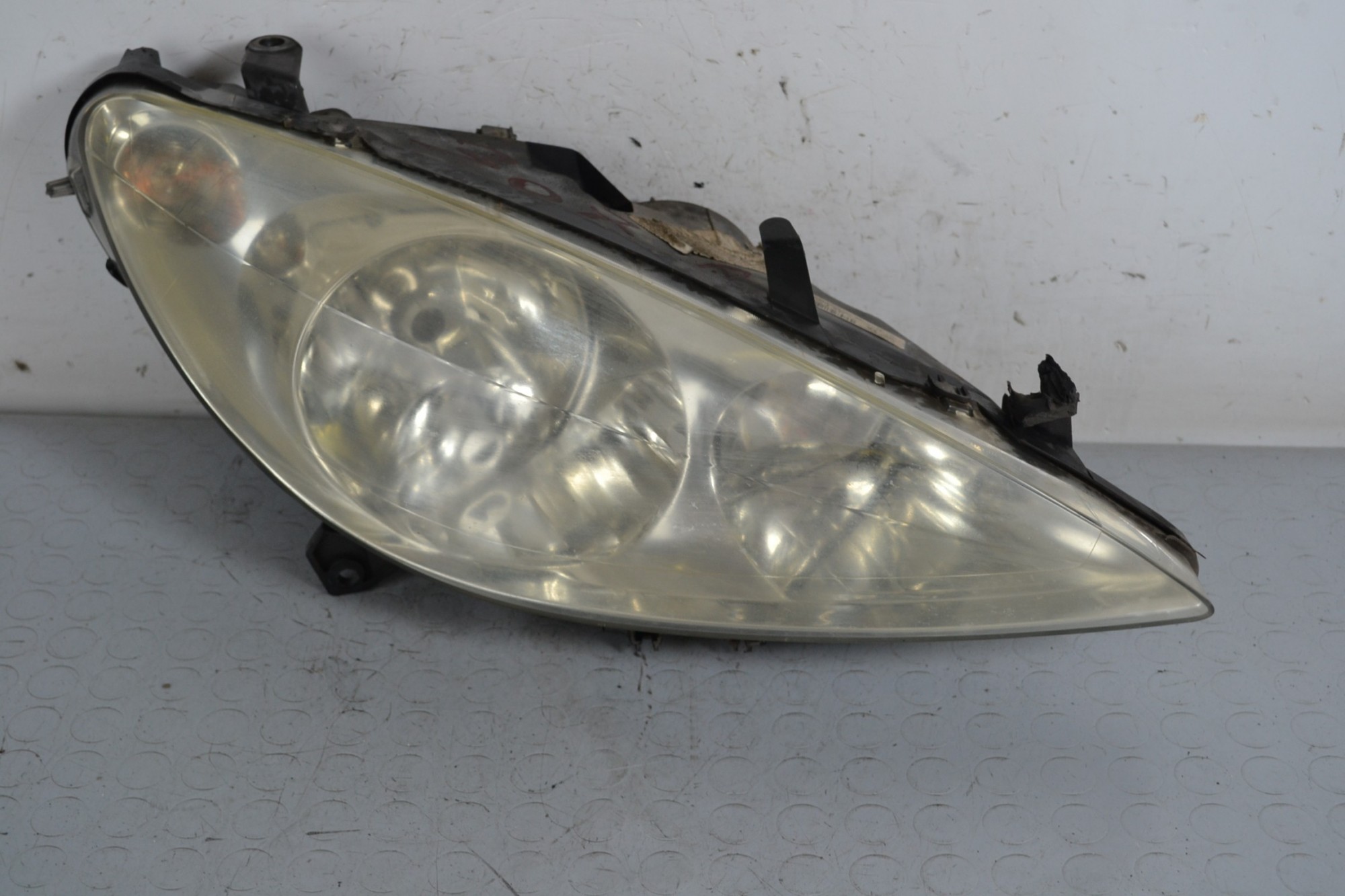 Faro Anteriore DX Peugeot 307 dal 2002 al 2008 Cod 9641615680  1650531784505