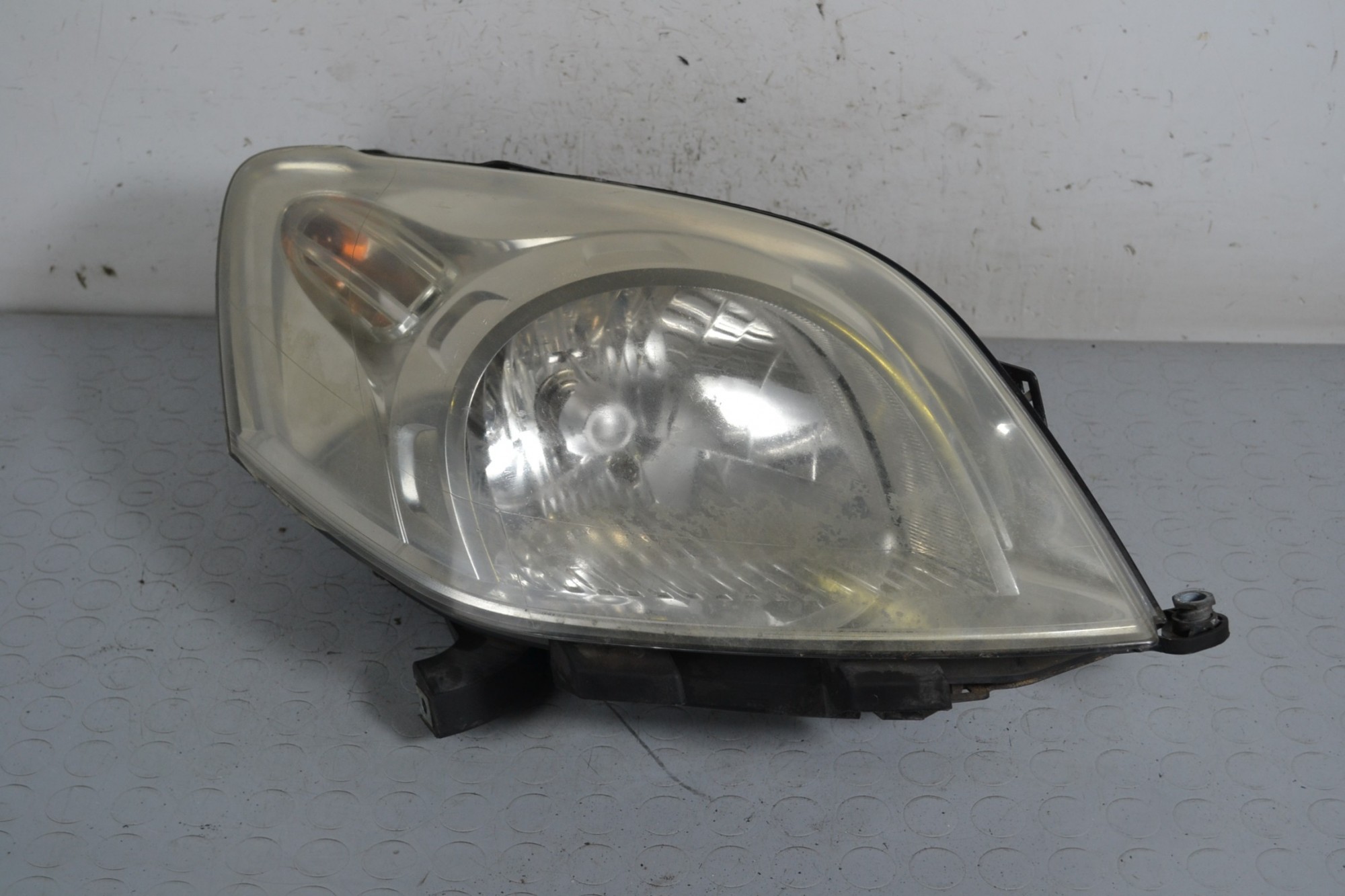 Faro Anteriore DX Fiat Fiorino dal 2007 al 2016 Cod 45560393  1650551516629