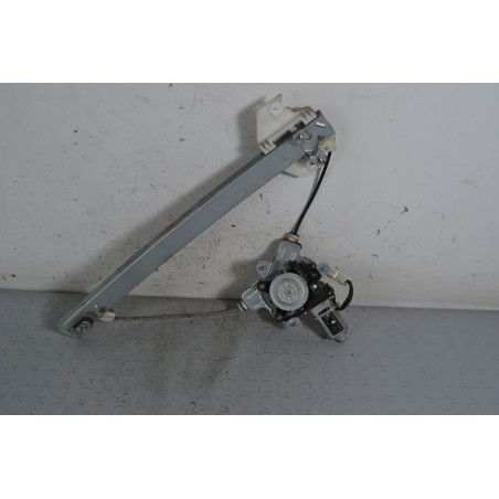 Macchinetta Alzacristalli Posteriore SX Hyundai Matrix dal 2001 al 2010 Cod 98810-17200  1651586396545