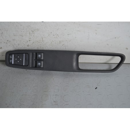 Pulsantiera Alzacristalli Anteriore SX Renault Clio IV dal 2012 al 2019 Cod 809612208r  1653038839273