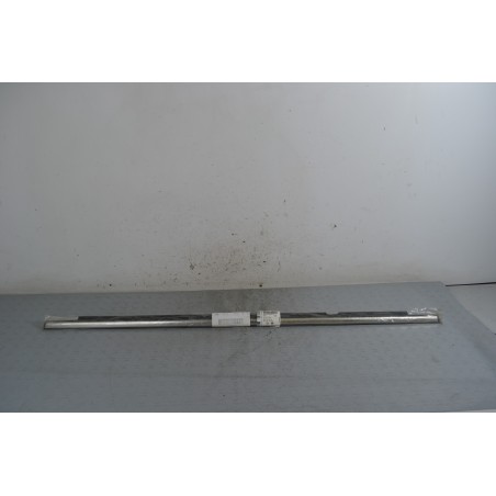 Modanatura cromata rasavetro posteriore SX Opel Astra H SW Dal 2004 al 2011 Cod 24469115  1654767586544